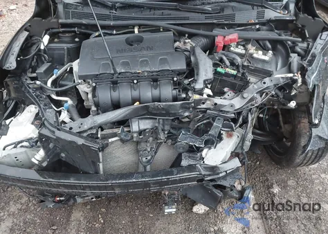 2018 Nissan Sentra Sr z USA, uszkodzony, nr VIN 3N1AB7AP4JY213403